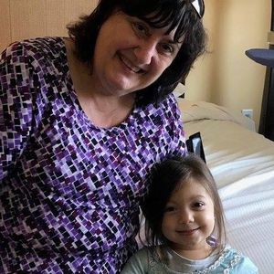 Meet your Posher, Lea